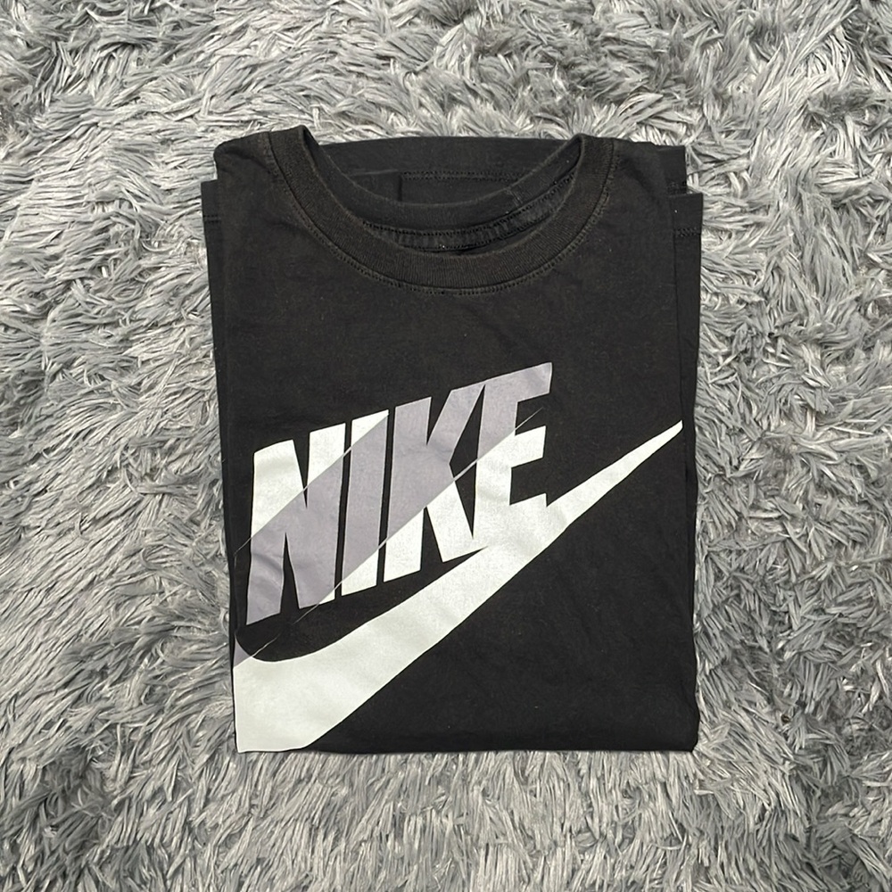 Nike Big Logo Black Short Sleeve Tee T Shirt Size Small